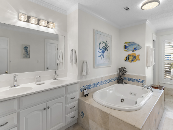 Luxurious Getaway in Destin Florida
